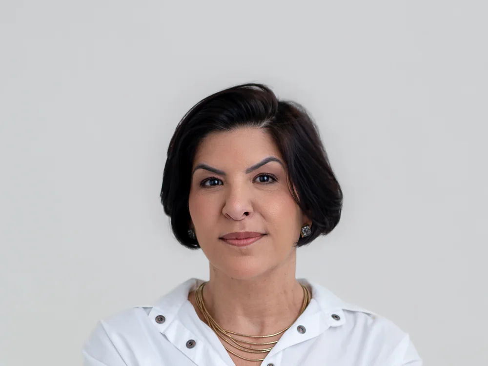 Dra. Claudia Braga